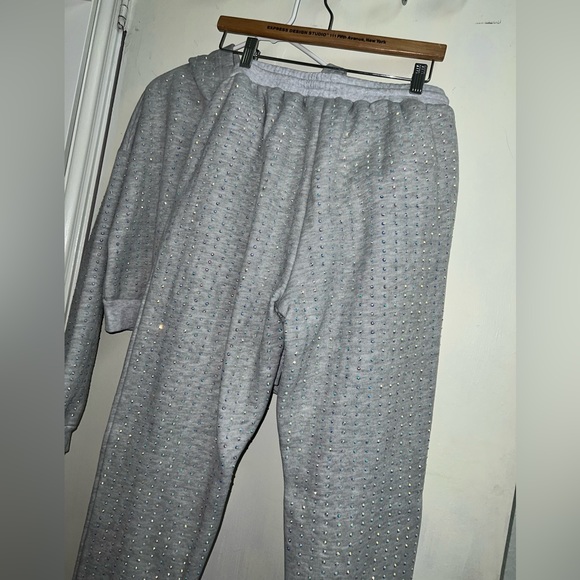 Embellished Sweat Set in Grey - Picture 7 of 9